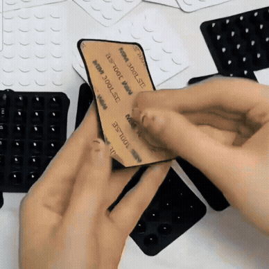 Silicone Sticky Grip Phone Holder (Multicolor)