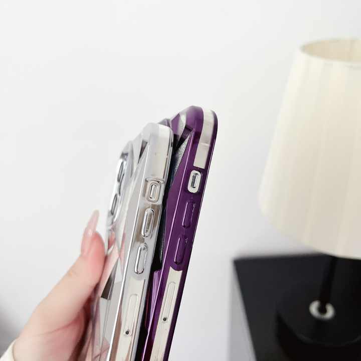 Diamond Shape Luxury iPhone Cover with Geometric Pattern