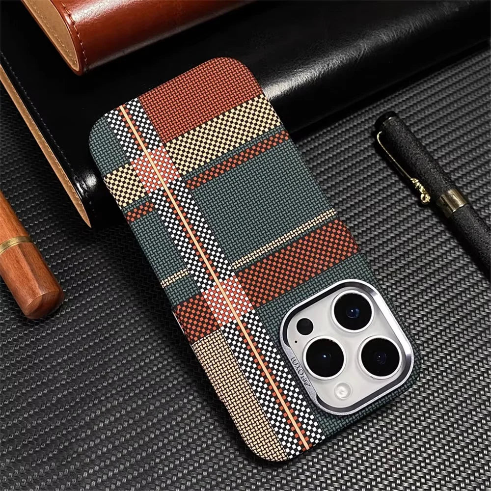 Ultra Thin Carbon Fiber Pattern Metal Lens Hard Case