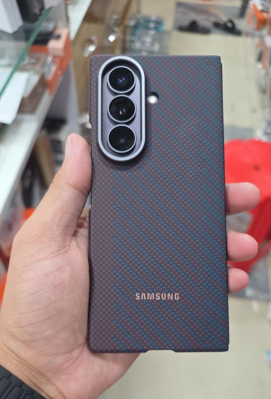 Samsung Carbon Fiber Magnetic Case